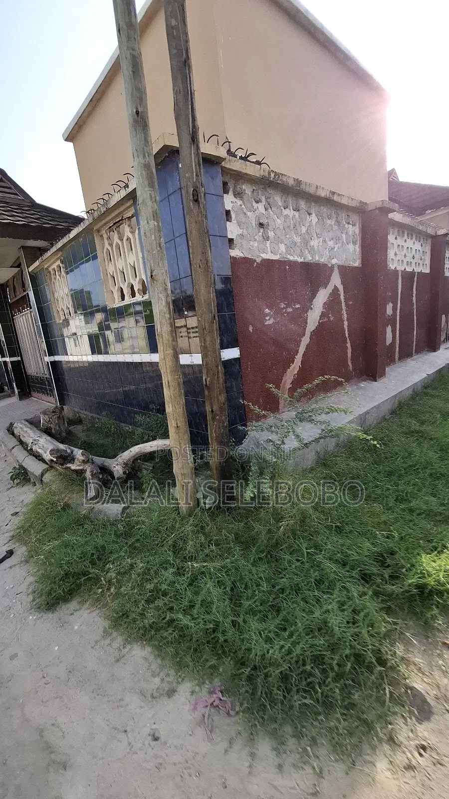 5bdrm Bungalow in Sinza for sale
