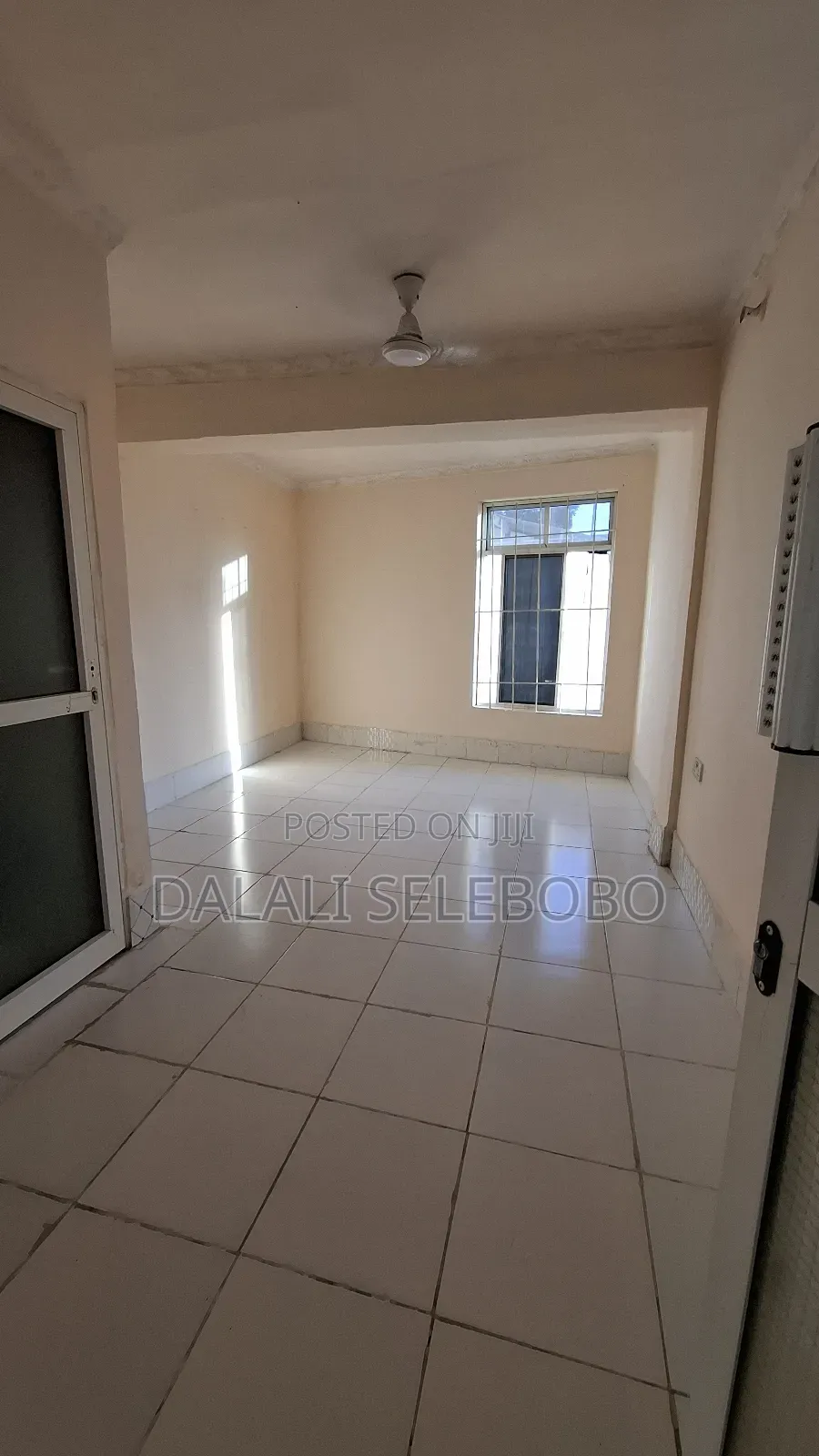 5bdrm Bungalow in Sinza for sale