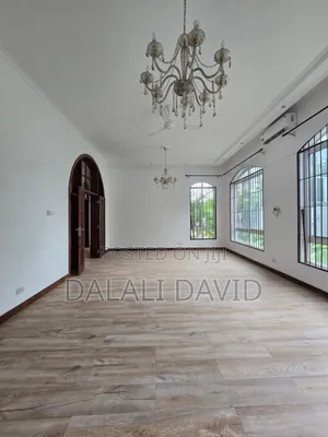 4bdrm Villa in Oysterbay for rent