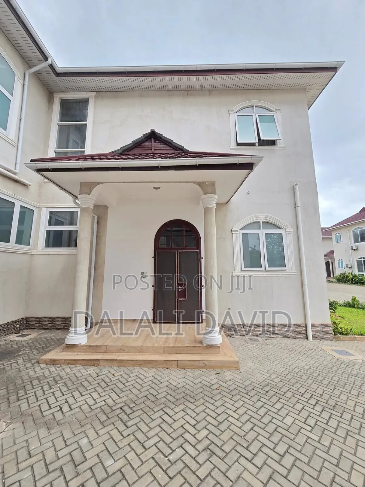 4bdrm Villa in Oysterbay for rent