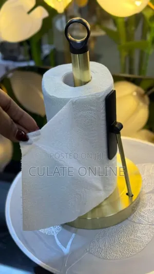 Tissue Holder