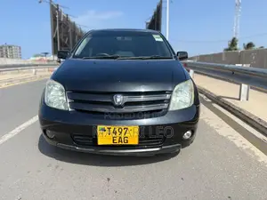 Toyota IST 2004 Black