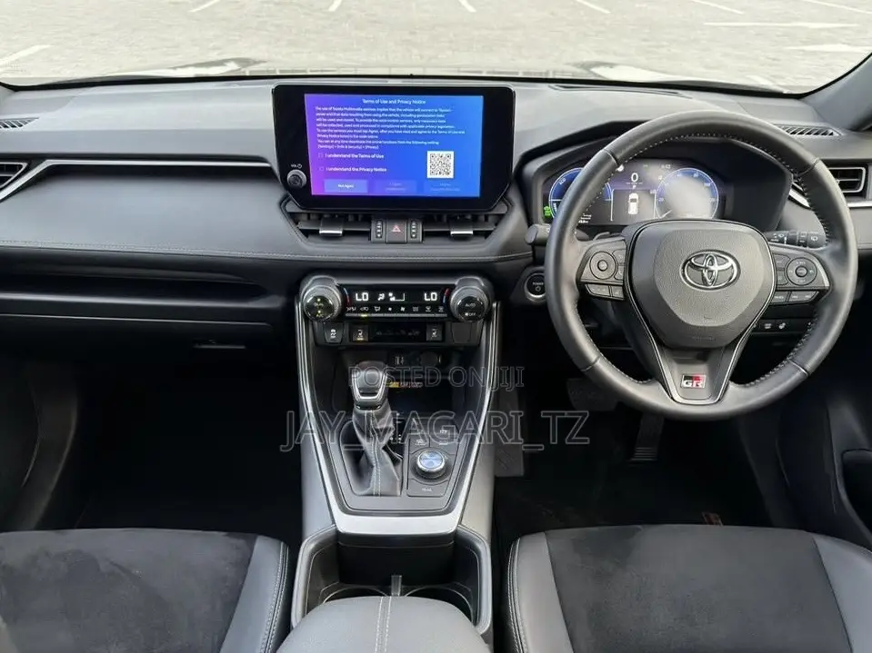 Toyota RAV4 2024 Gray