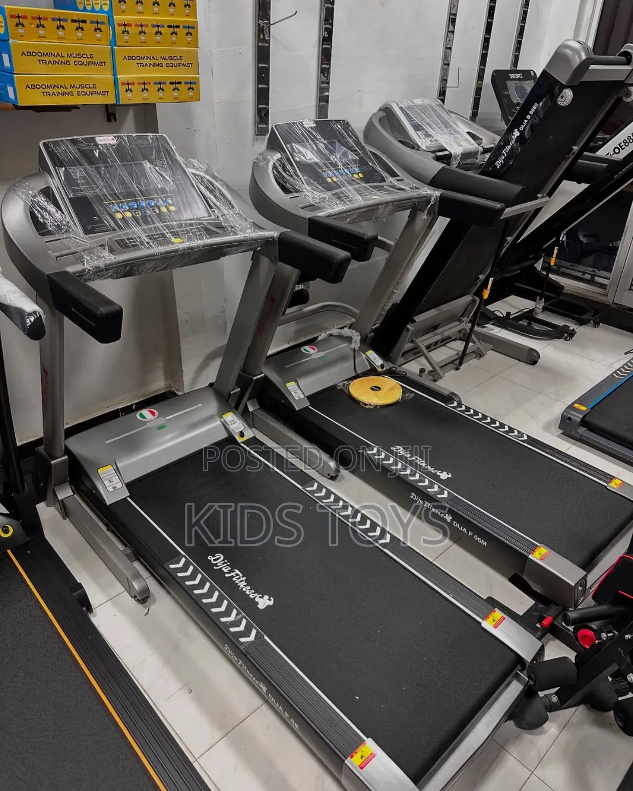 Treadmill 130 Kg With Massage