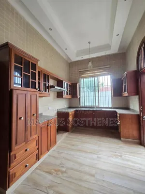 4bdrm Villa in Oyster Bay for rent