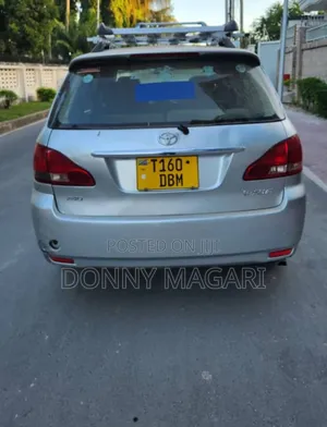 Toyota Ipsum 2004 Silver