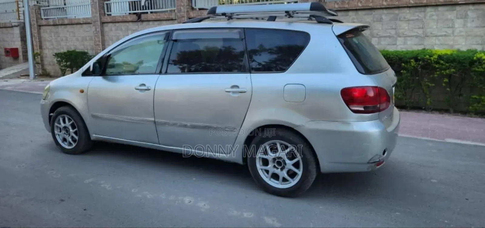 Toyota Ipsum 2004 Silver
