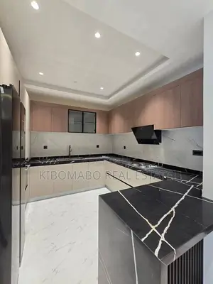 Furnished 2bdrm Apartment in Oyster Bay for sale