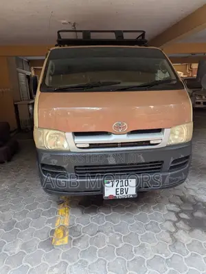 Toyota HiAce 2008 Brown