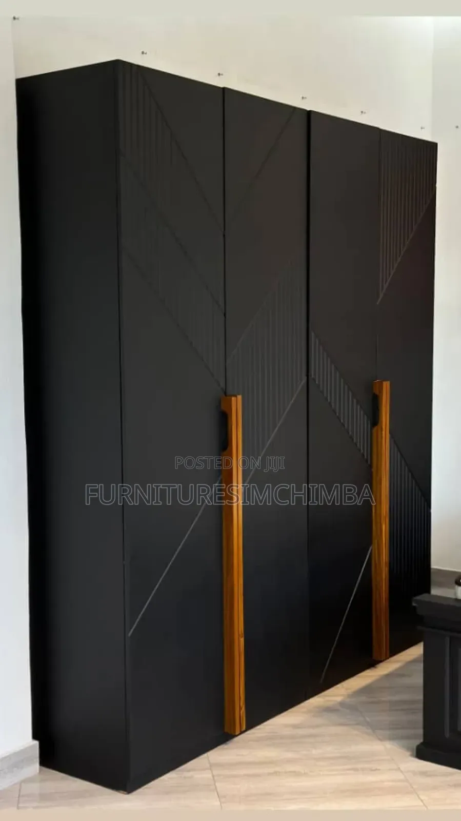 Kabati Za Nguo ( Woordroab)