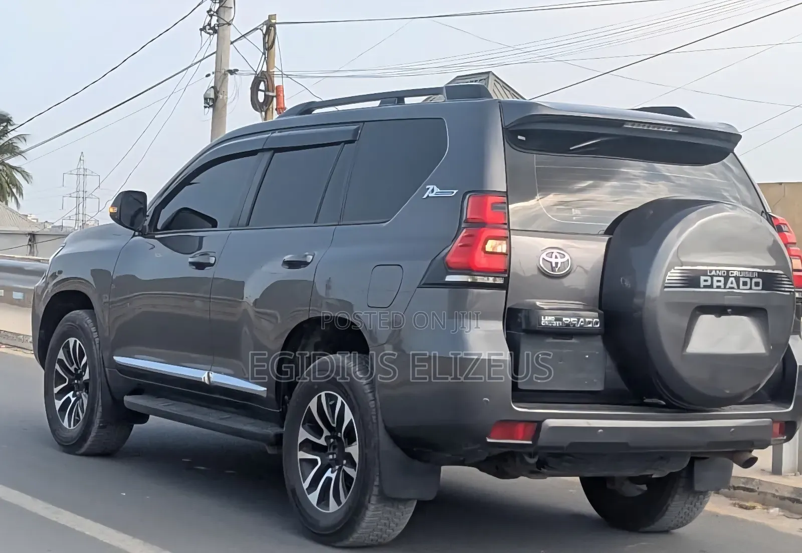 Toyota Land Cruiser Prado 2018 Gray