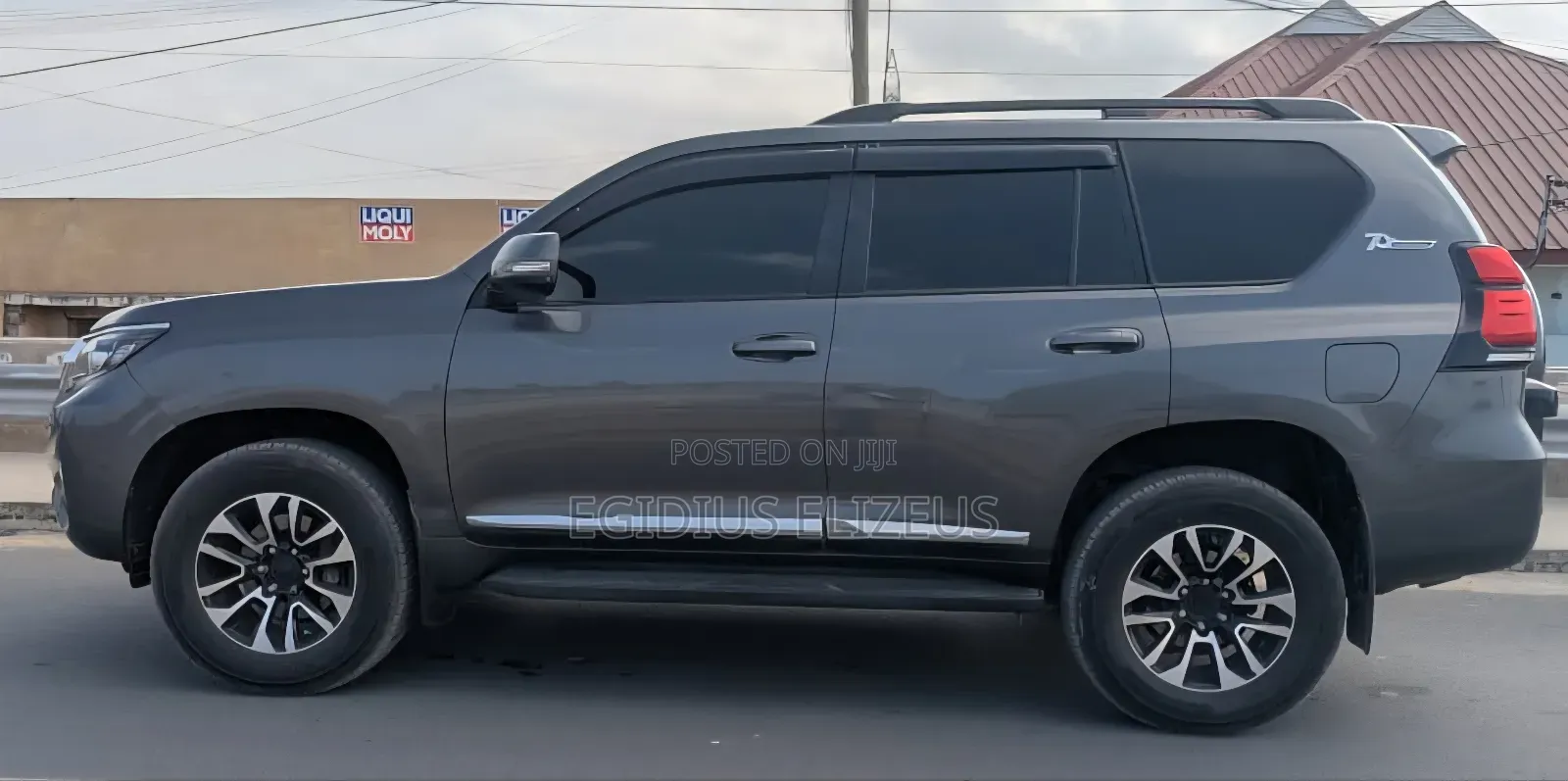 Toyota Land Cruiser Prado 2018 Gray