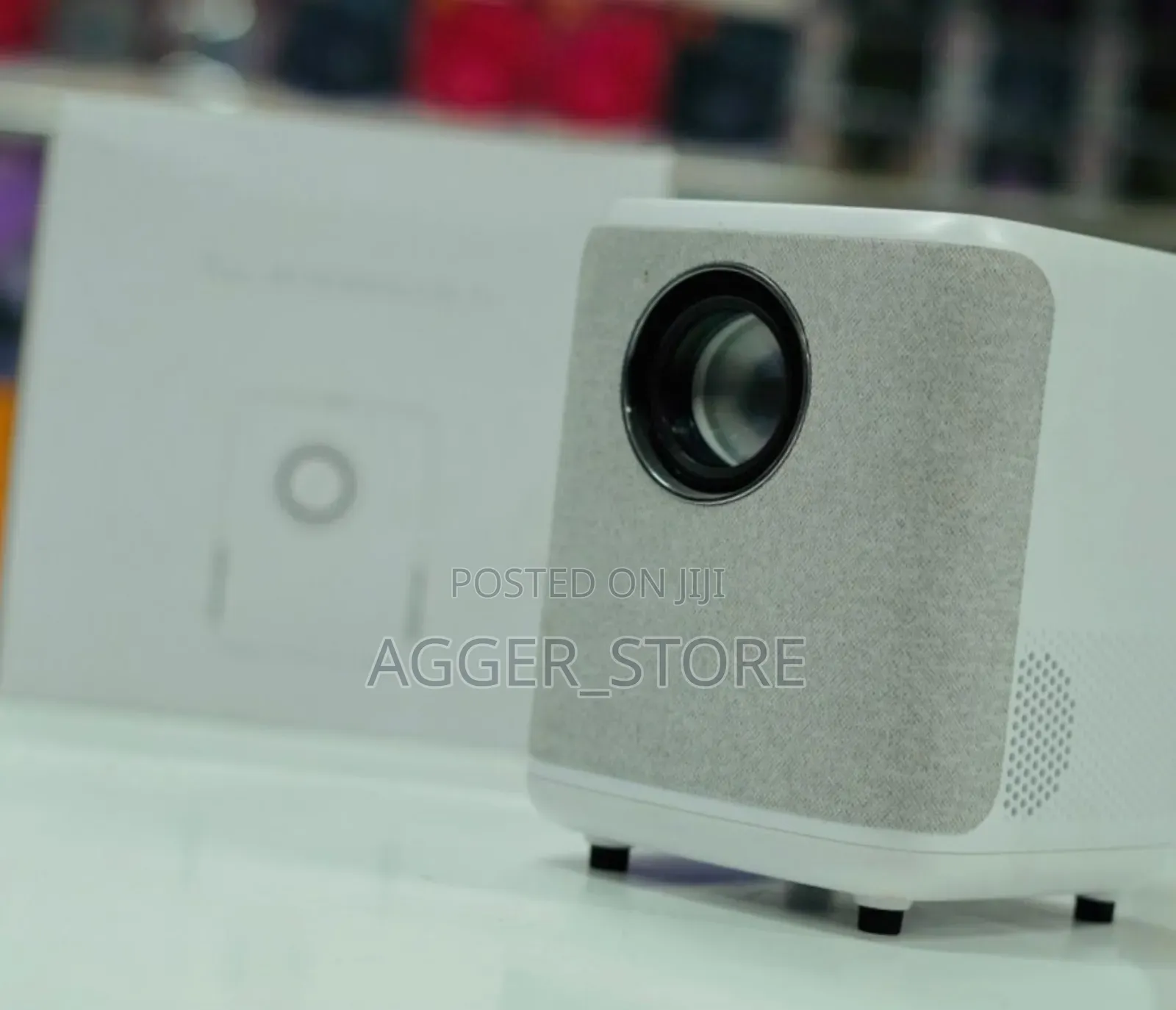 S6 Mini Smart Projector