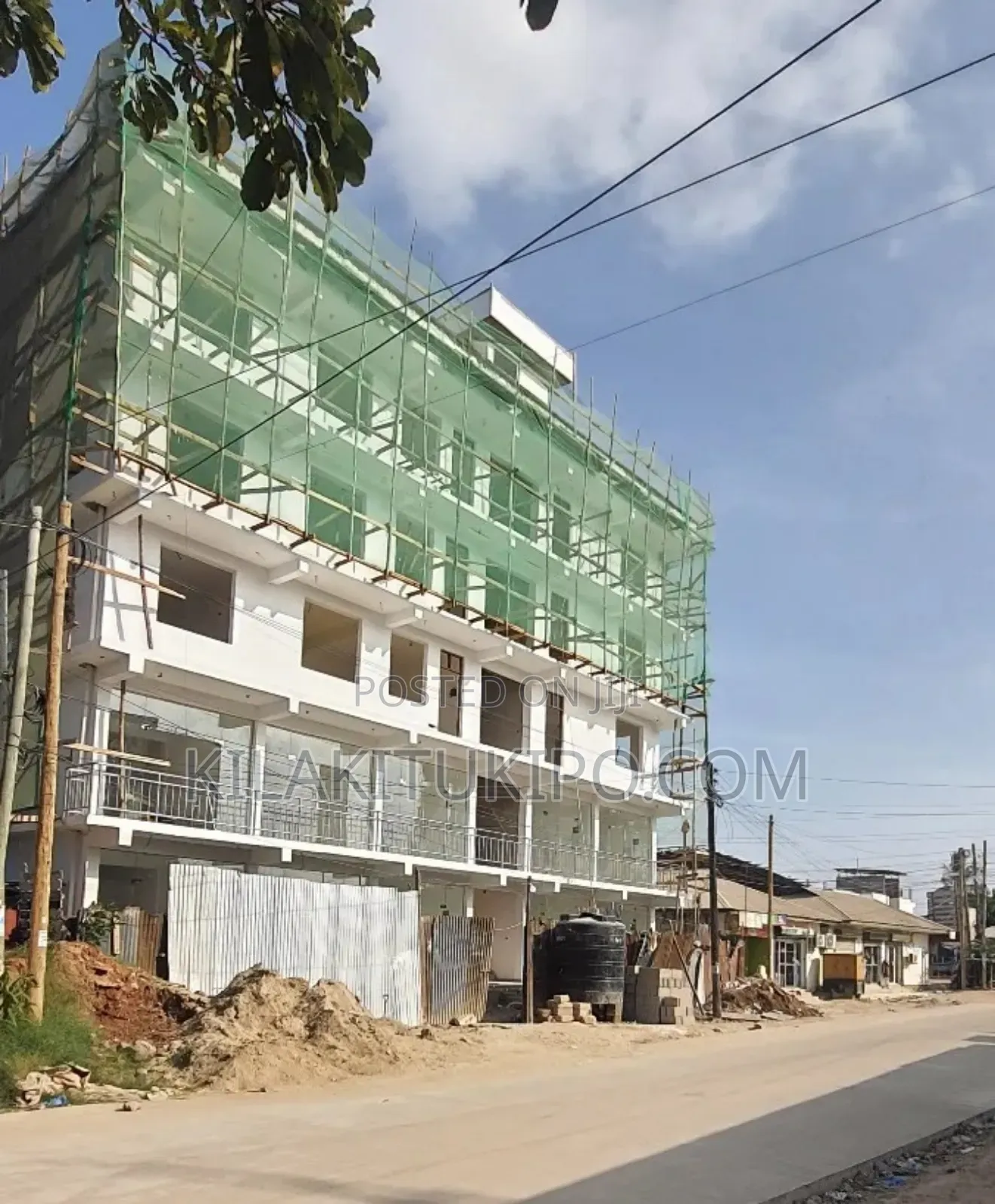 Commercial 5 Shop for Rent 2 in 1 Big Space