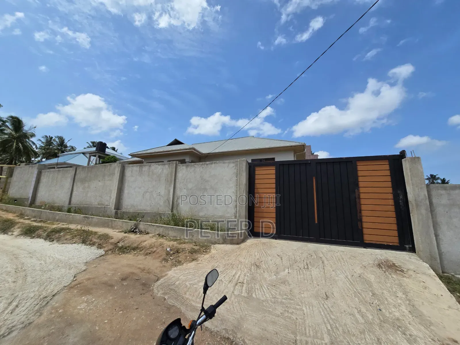 3bdrm House in Goba for sale