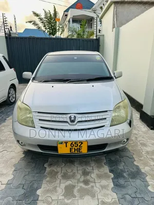 Toyota IST 2005 Silver