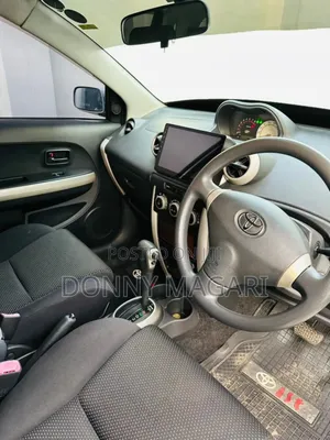 Toyota IST 2005 Silver