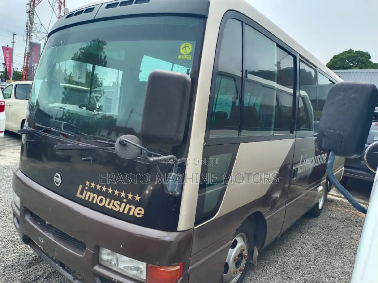 Nissan Civilian 2003