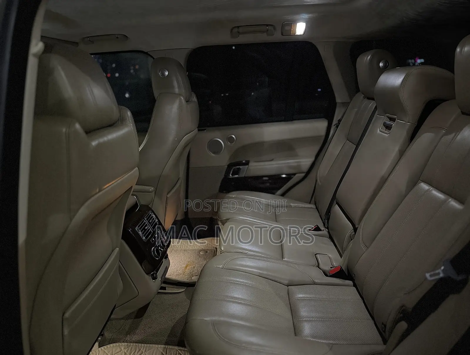 Land Rover Range Rover Vogue 2015 Gold