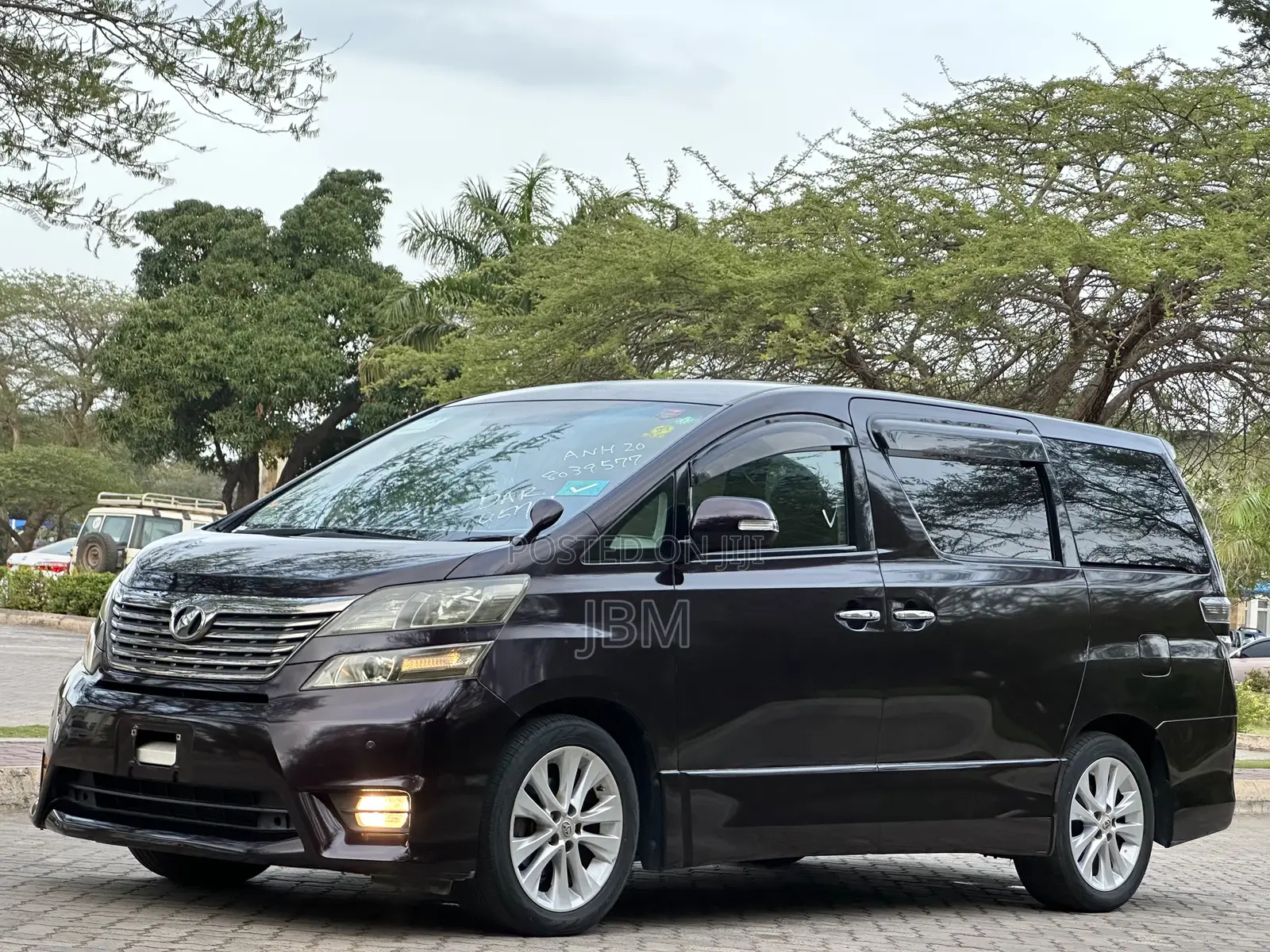 Toyota Vellfire 2009 Burgundy