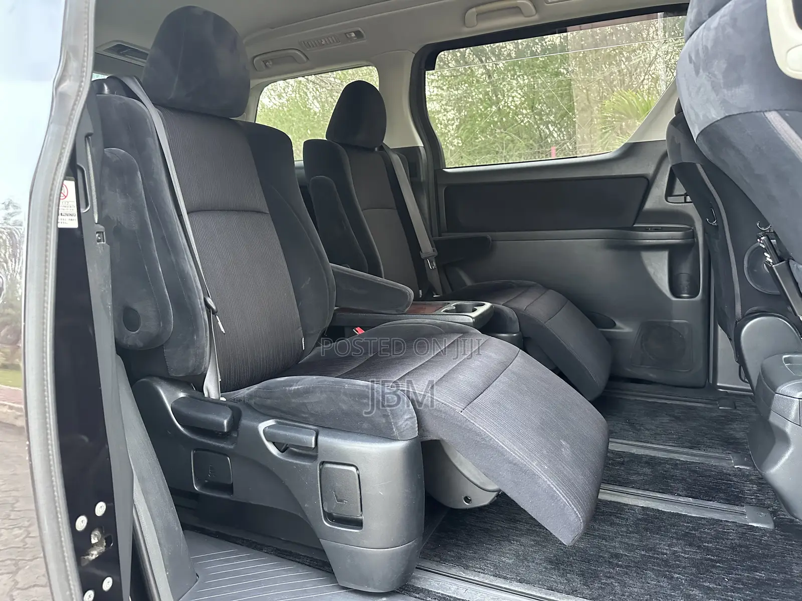 Toyota Vellfire 2009 Burgundy