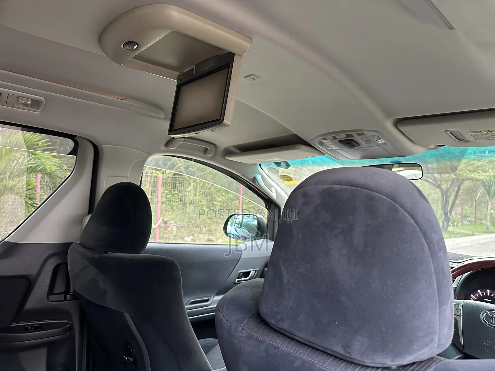 Toyota Vellfire 2009 Burgundy