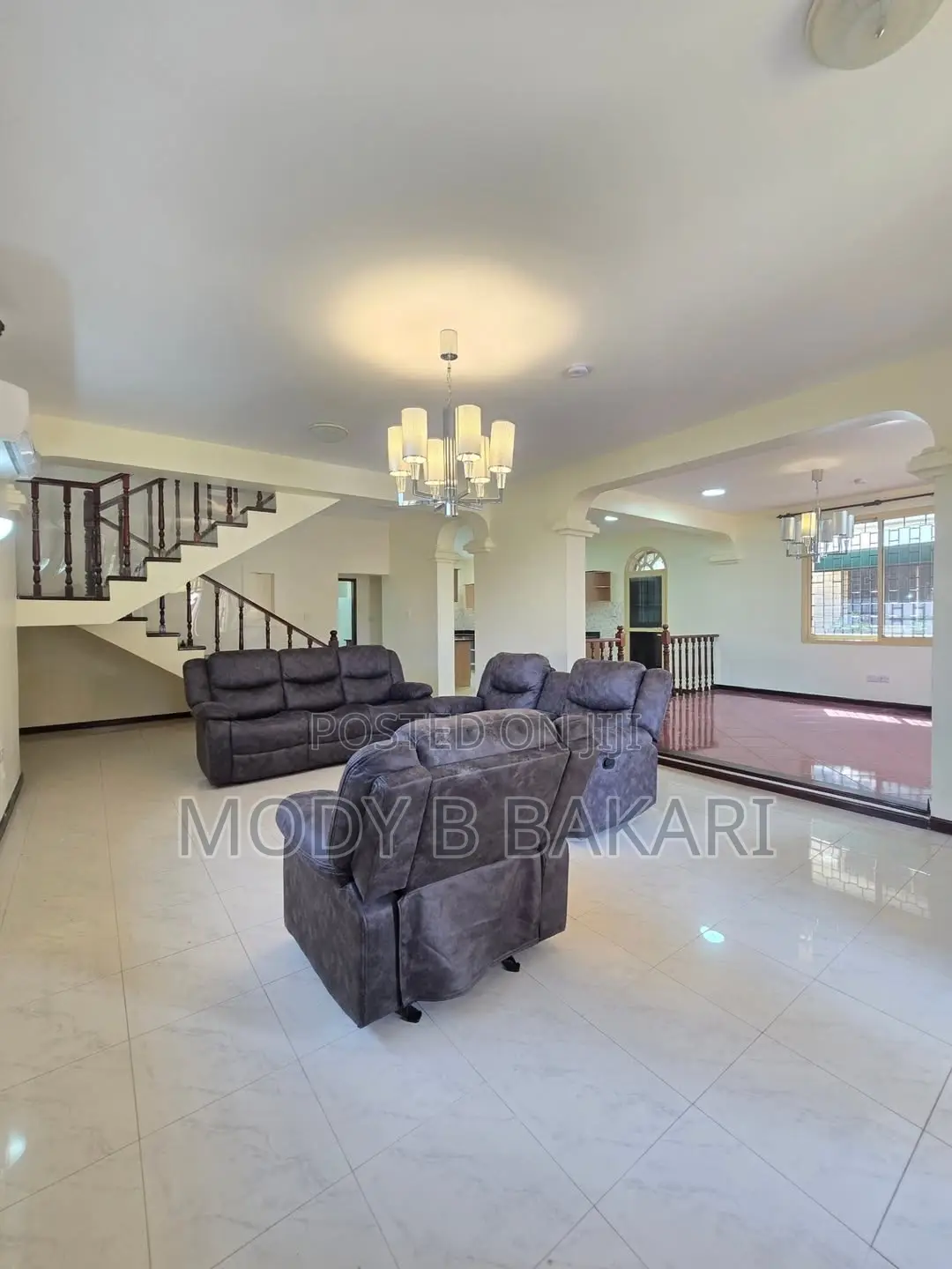 4bdrm Villa in Masaki for rent