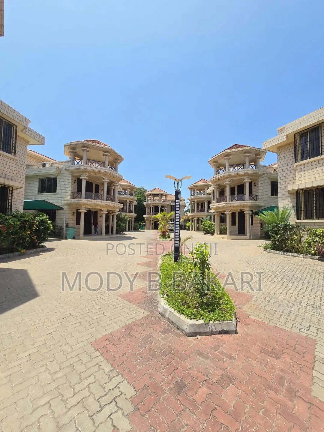 4bdrm Villa in Masaki for rent