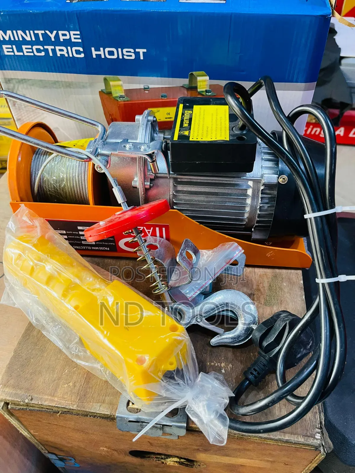Electric Hoist Pa200 (100kg, 12m)