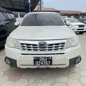 Subaru Forester 2012 White