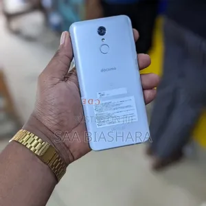 LG Style 3 64 GB White
