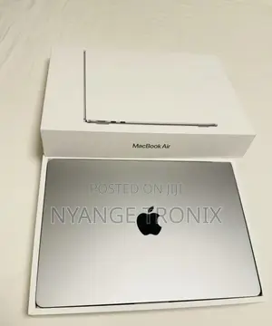 New Laptop Apple MacBook Air 2024 M3 13-Inch 24GB Apple M3 SSD 512GB
