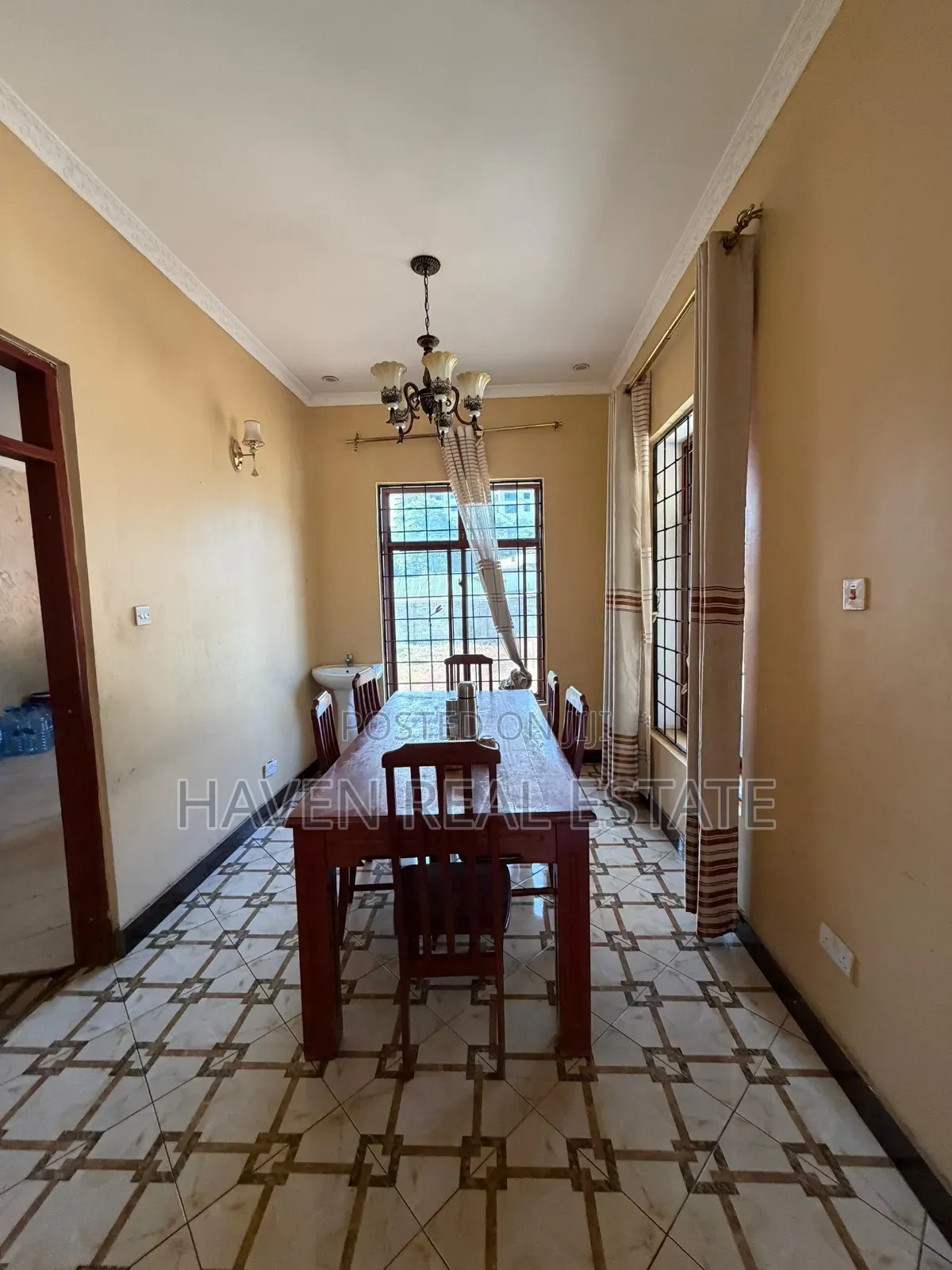 3bdrm House in Msasani for rent