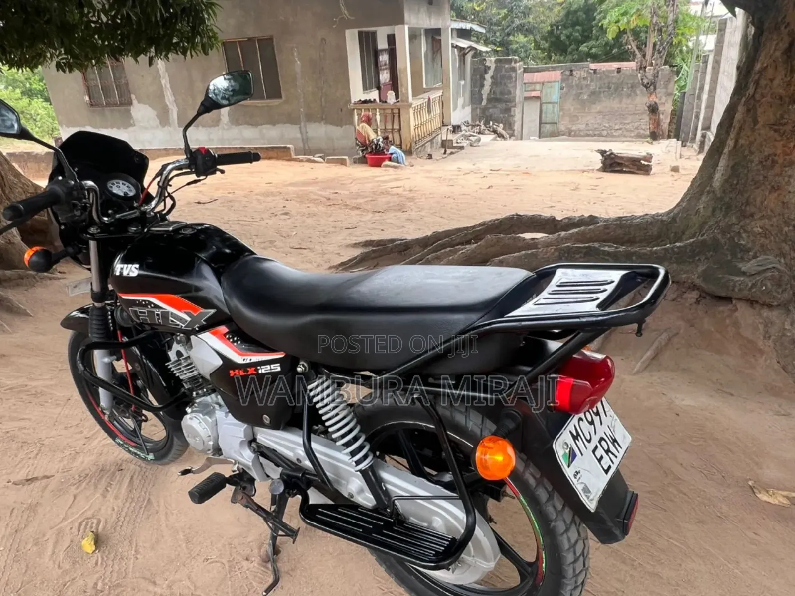 New TVS HLX 125 2025 Black