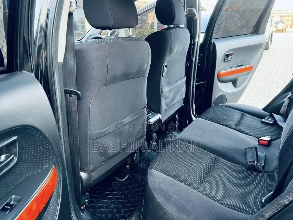 Toyota IST 2003 Black