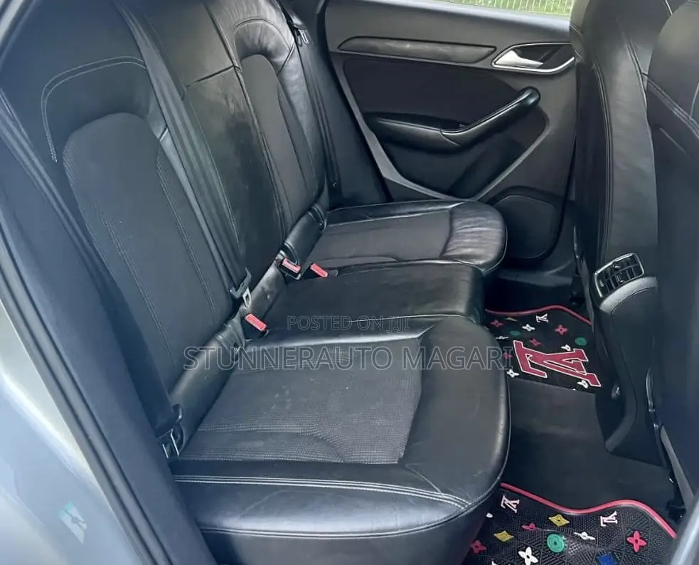 Audi Q3 2013 Silver