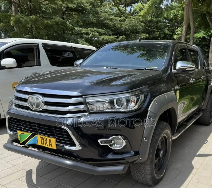 Toyota Hilux 2017 Black