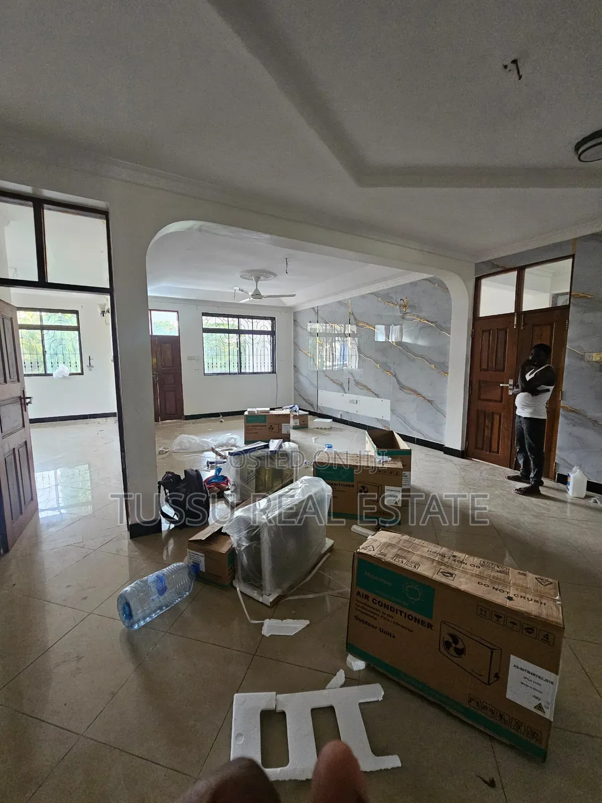 3bdrm Apartment in Mikochen, Mikocheni for rent
