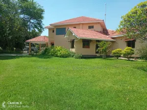 5bdrm House in Oyster Bay for rent