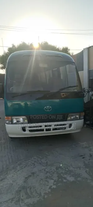 Toyota Coaster 2003 Green