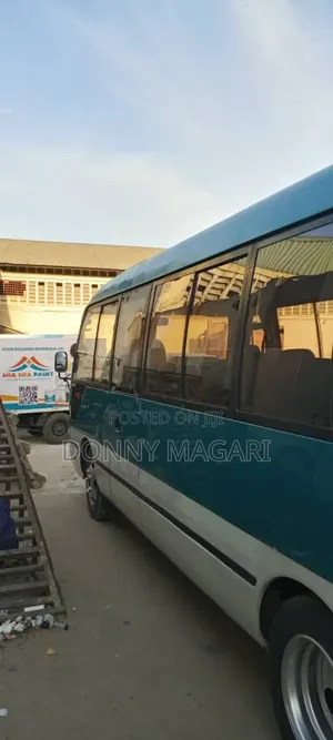 Toyota Coaster 2003 Green