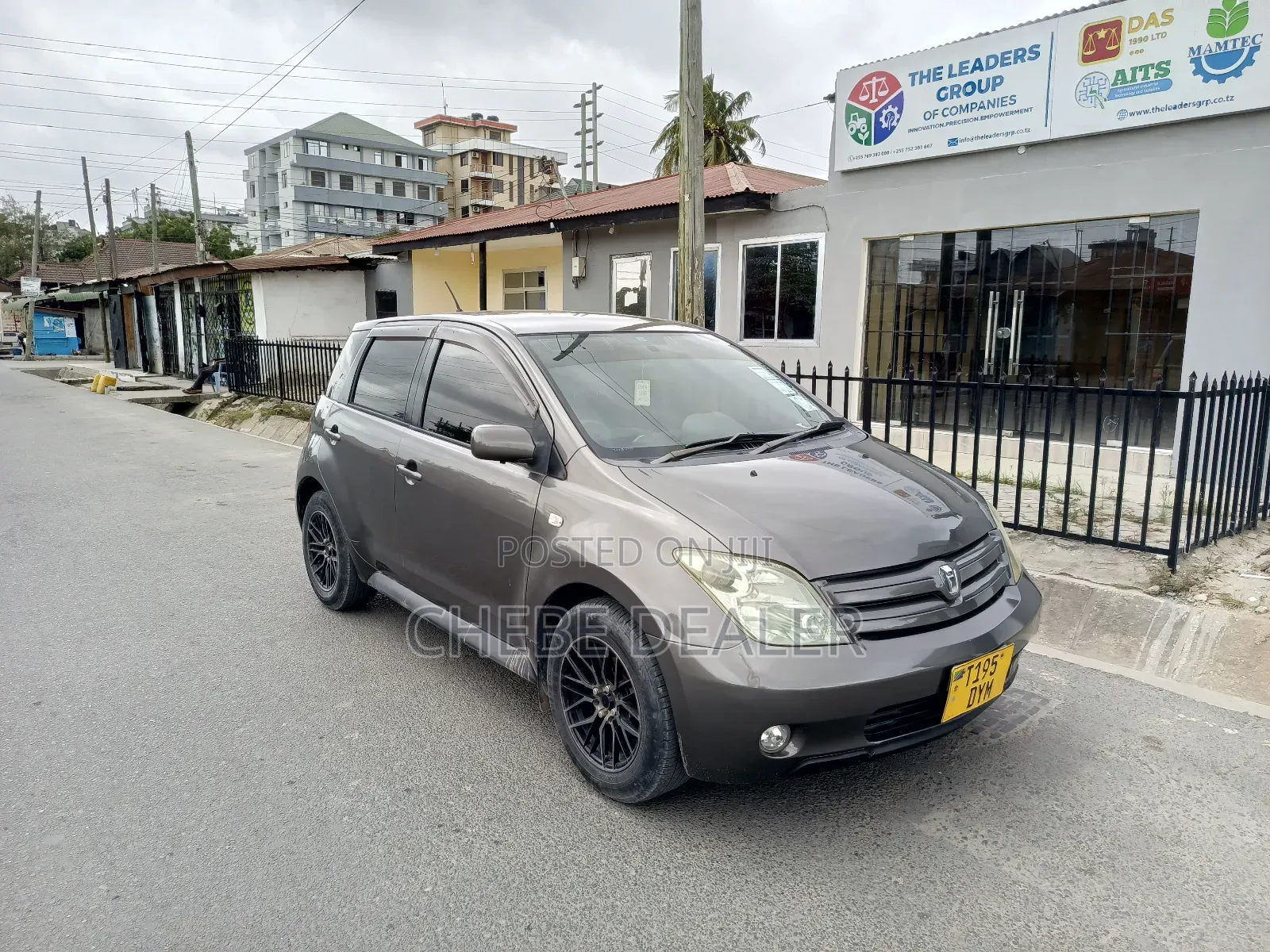 Toyota IST 2004 Gray