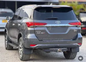 Toyota Fortuner 2018 Gray