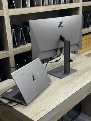 Hp Z27k G3 27" Usb-C Monitor
