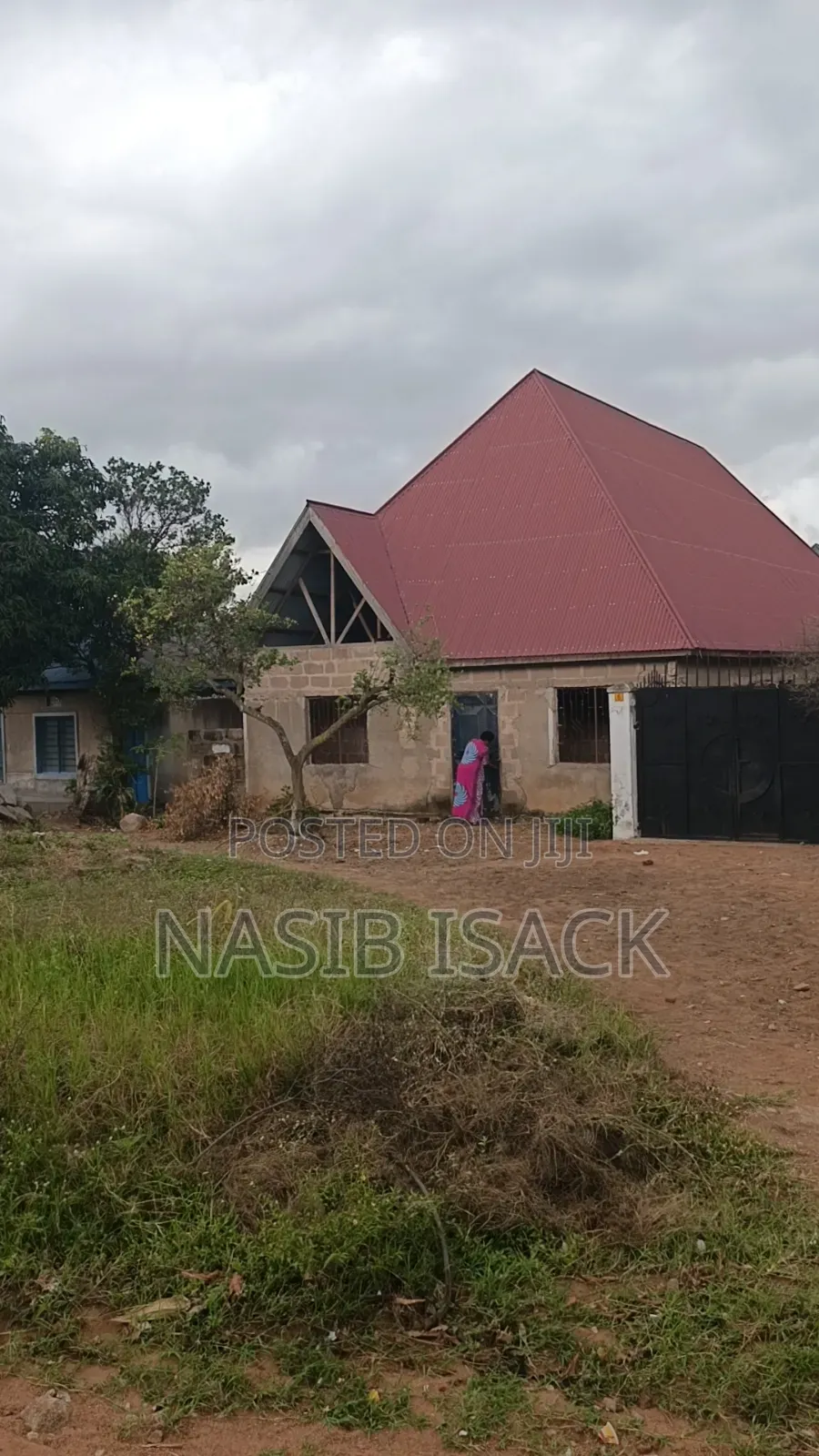 10bdrm House in Mecco for sale