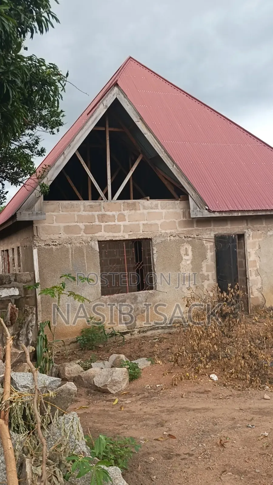 10bdrm House in Mecco for sale