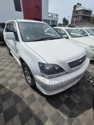 Toyota Harrier 2.2 16V 2000 White