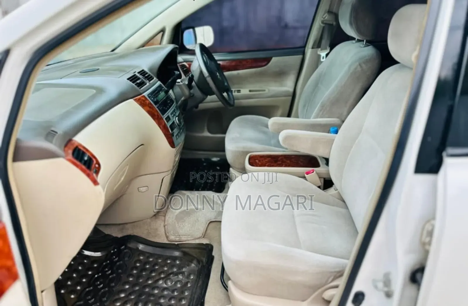 Toyota Ipsum 2005 White