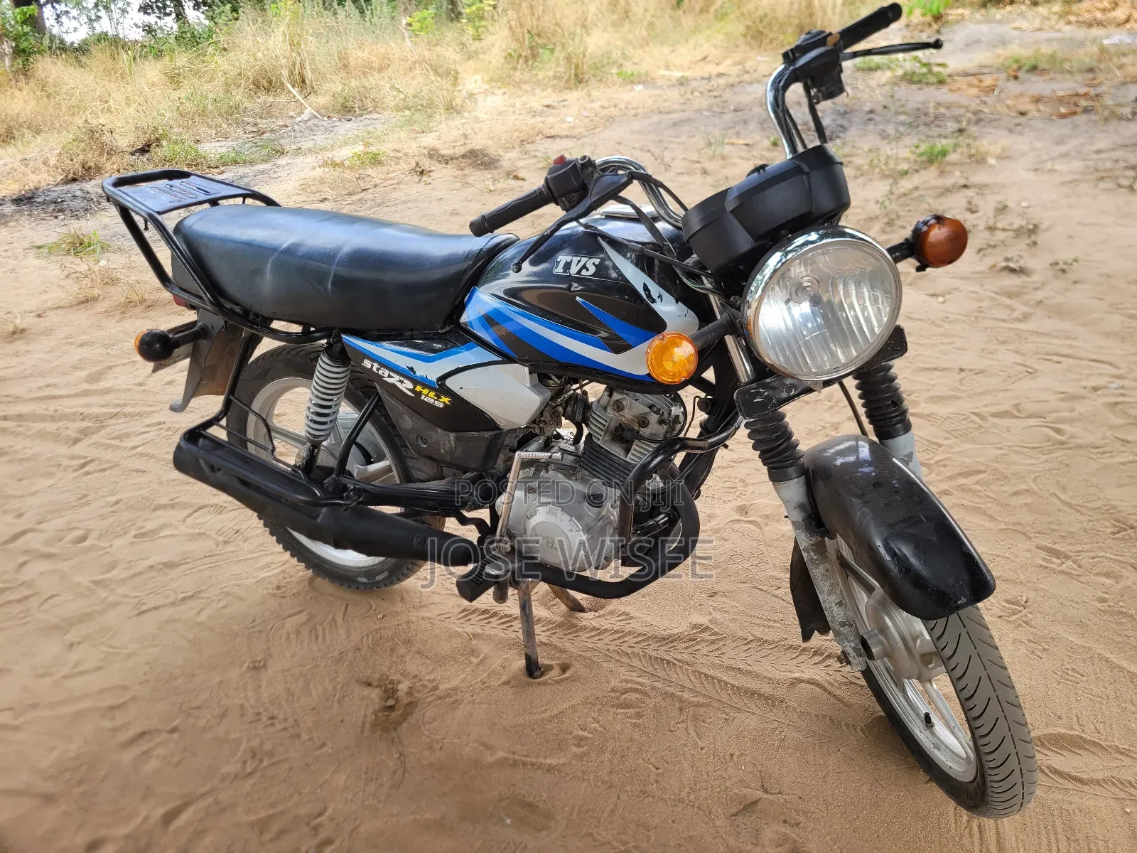 TVS HLX 125 2025 Black
