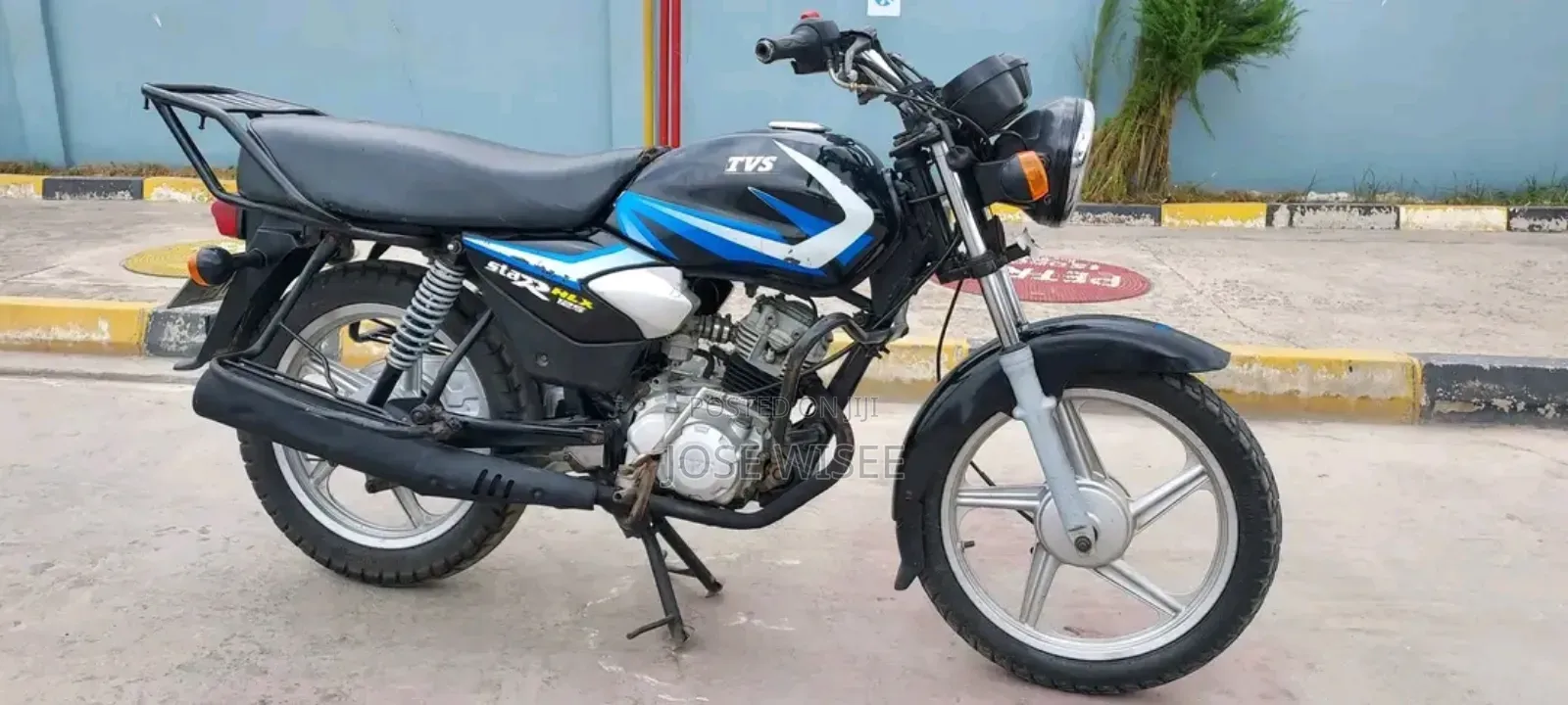TVS HLX 125 2025 Black